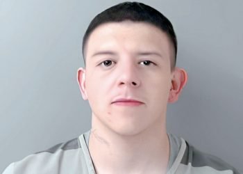Arrestado por disparos y posesión de drogas