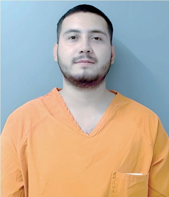 Lo sorprenden ‘levantando’ indocumentados