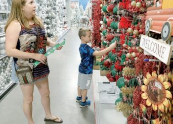 Compras navideñas no alcanzaron cifras estratosféricas