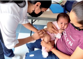 Cuenta Salud con vacunas disponibles para la POLIOMIELITIS