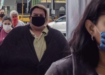 Rebrota covid en Laredo