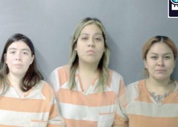 Mujeres roban en 10 tiendas del Outlet