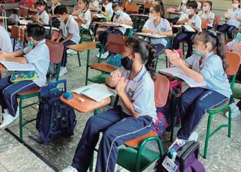 EN PRIMARIAS Faltan maestros, están comisionados