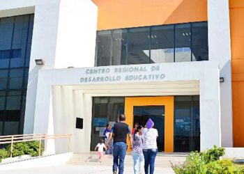 Sigue abierta investigación contra directora de kínder