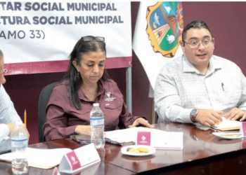 Presentan avance de obras del Ramo 33