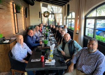 Celebran miembros de la activa mesa 18 de los ajos su tradicional posada