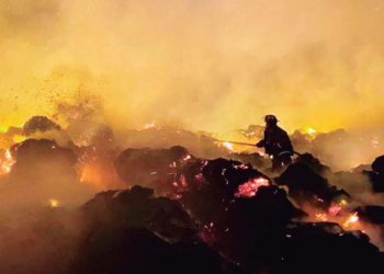Consume fuego otro centro de reciclaje