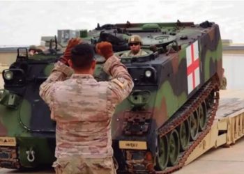 Despliegan tanques para vigilar la frontera