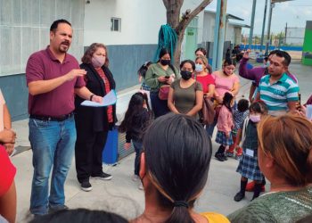 Destituyen a directora de kínder en El Campanario