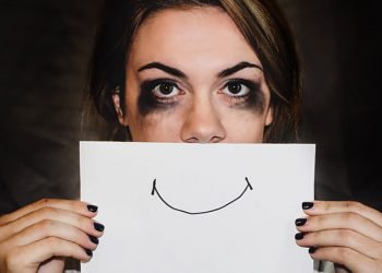 Jóvenes desconocen enfermedades mentales