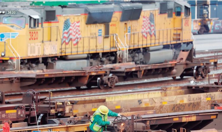 Aprueban acuerdo para trabajadores ferroviarios