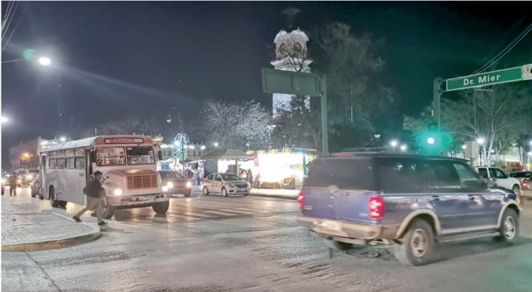 Comerciantes piden limpieza e iluminación en el centro