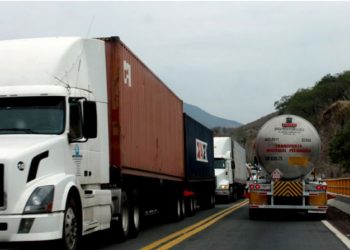 Transportan la muerte en carreteras