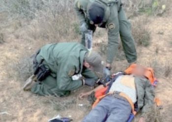 Salvan a migrante que fue encontrado inconsciente