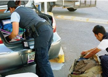 SUPLE GUARDIA NACIONAL Despiden a oficiales en Aduana fronteriza