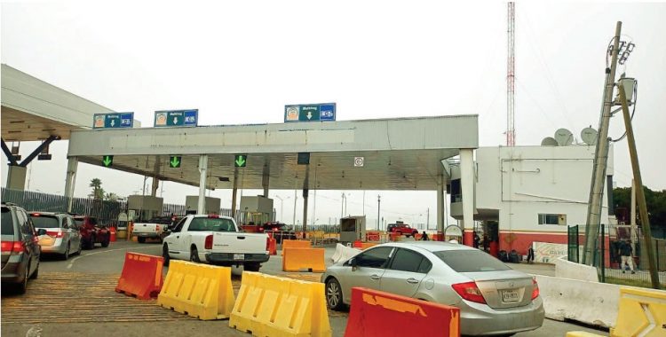 RETRASO DE 40 MINUTOS Molesta a usuarios lentitud de Capufe y falta de casetas