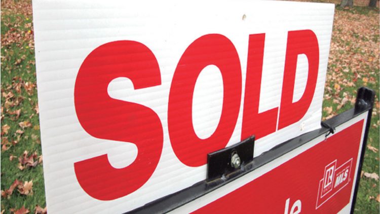 Prohibirían a extranjeros comprar propiedades en Texas