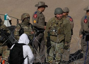 Demandan a Biden por plan que ayuda a latinoamericanos
