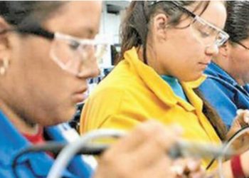 Industria busca obreros foráneos
