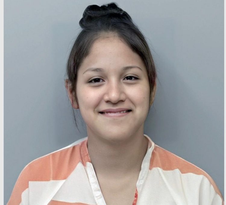 Arma usada en un homicidio fue comprada en Laredo