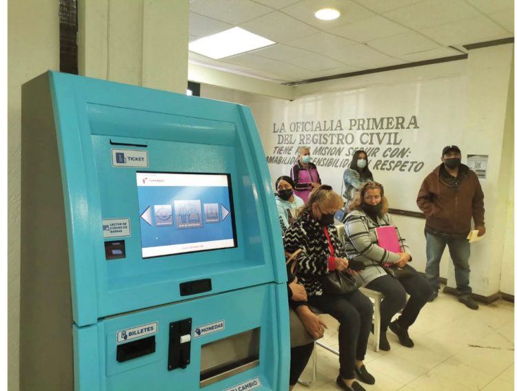 Desfoga carga cajero de actas