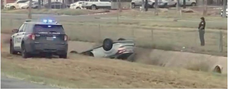 Otra volcadura frente al Mall del Norte