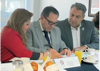Sindicato Nacional otorga vida a la Secretaría del Migrante