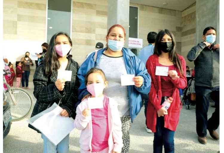 AL PONIENTE Acerca gobierno municipal vacunación anticovid