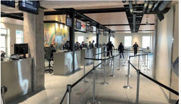 Jovencita intenta cruzar por Laredo a sus “sobrinos”