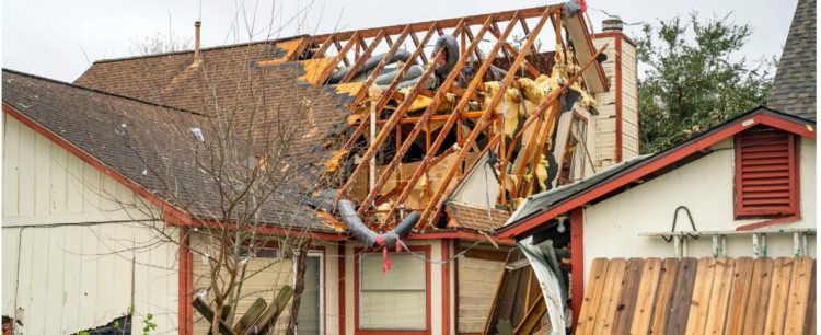 Declara Abbott desastre en el sureste de Texas por intensas tormentas