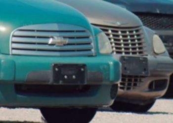 Fiscal solo entregará placas a dueños de vehículos ligeros