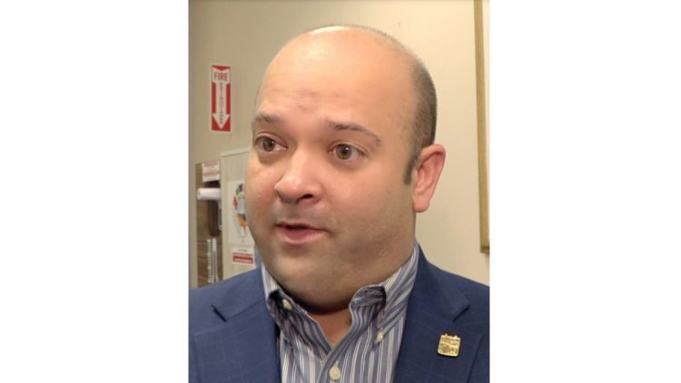 Alcalde deberá probar casos de corrupción que señaló