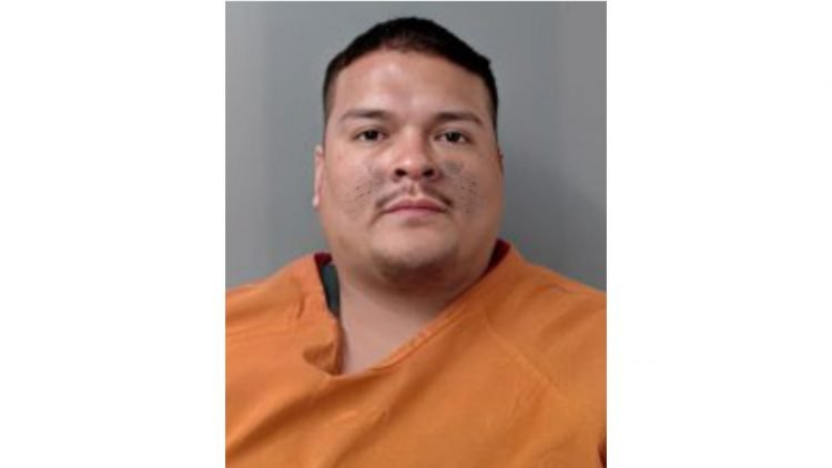 Baleó a su esposa en el rostro, se encuentra en estado crítico