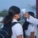 Protegen a estudiantes contra Covid