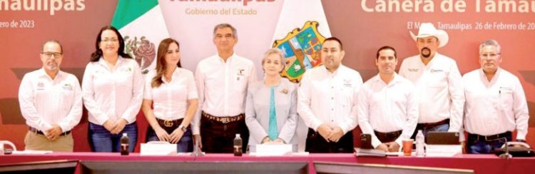 ENVIARÁ AMBULANCIAS Presenta gobernador Plan de Apoyo a la Región Cañera                         