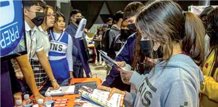 Conocerán 2 mil alumnos oferta educativa