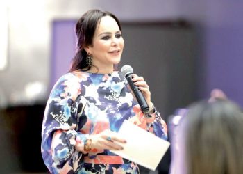 PRESIDENTE NACIONAL ELECTO DE CANACAR Destaca labor de Carmen Lilia