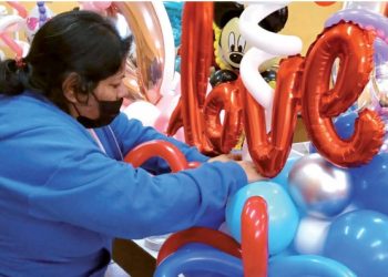 Inician con 23 alumnos curso de globoflexia