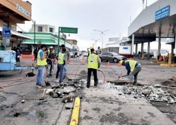 INICIAN CON EL ADOQUINADO  Avanza transformación de acceso al Puente 1