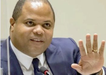 Alcalde de Dallas espera reelegirse en mayo