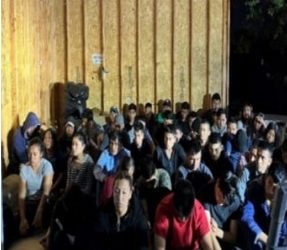 Rescatan a 46 de otra casa de seguridad