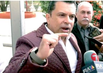 Alcalde de Victoria reconoce trabajo de Américo