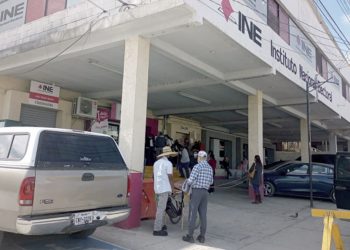 Reduce INE capacidad de credencialización