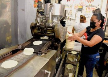 Tortilla se va  a  los 26 pesos
