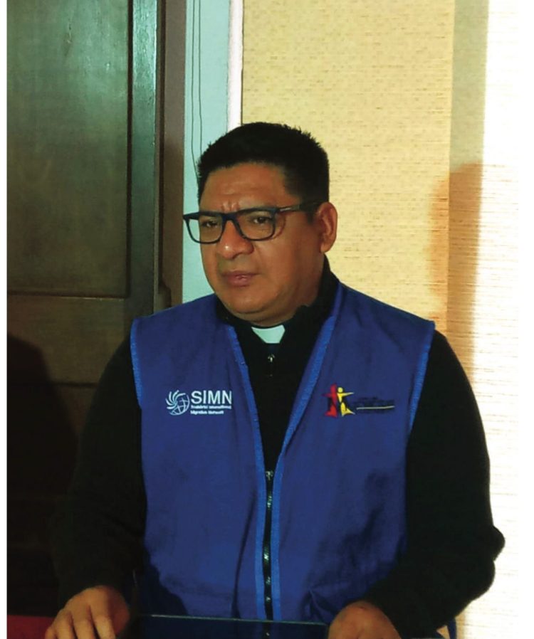 CASA NAZARET RECIBE A 350 Llegan migrantes con cita en EU