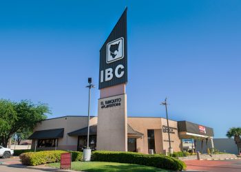 Ex empleado de IBC roba más de 100 mil dólares a cliente mexicano