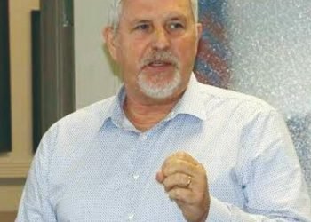 Hoy inicia el regente Joseph Neeb en Laredo
