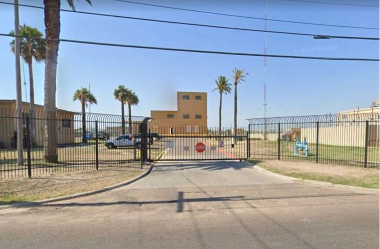 Muere empleado municipal al caer de una escalera, a 35 pies de altura