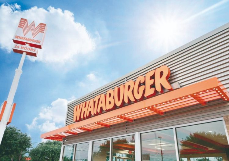 Falso que Whataburger se instale en Nuevo Laredo