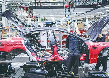 Tesla se quedará en México, afirma la SRE